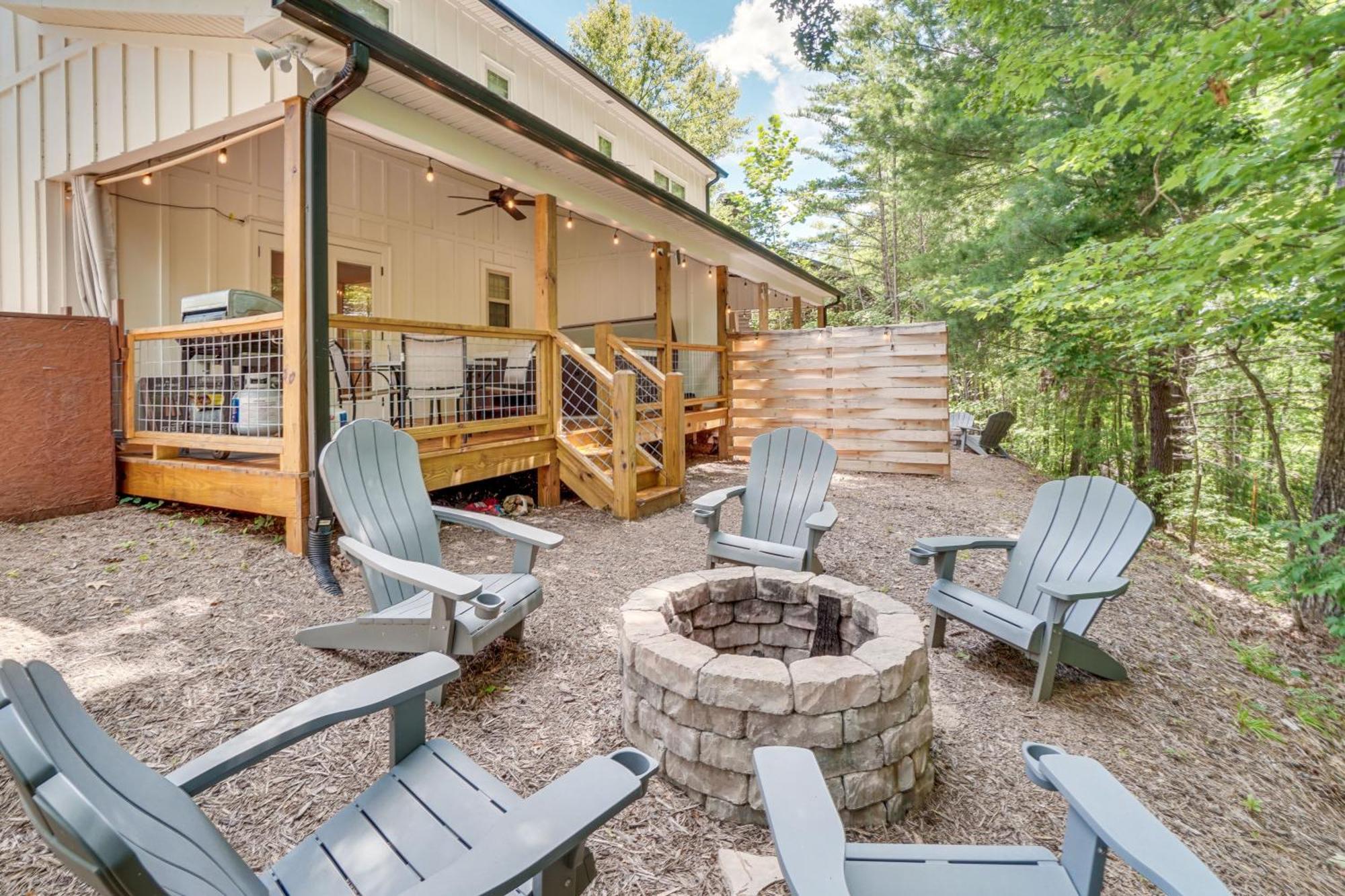 Вілла Stunning Helen Getaway With Hot Tub And Ev Charger! Екстер'єр фото